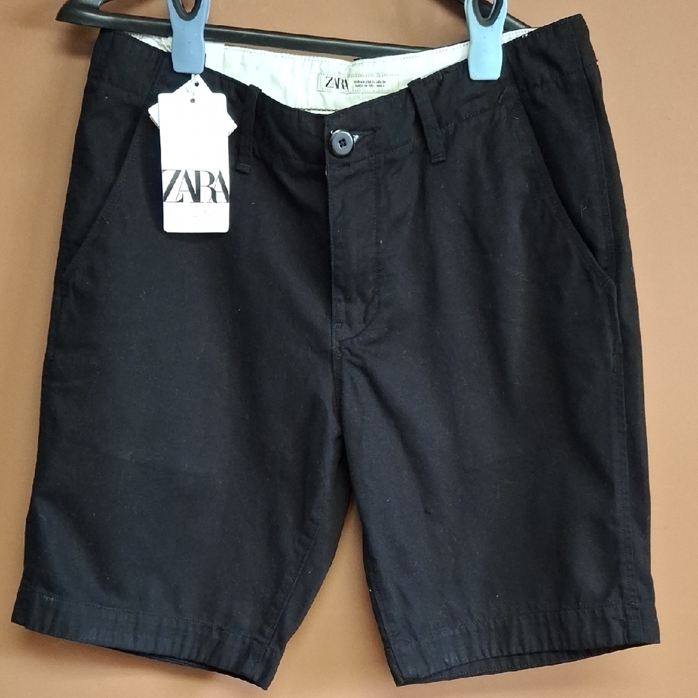 Zara Men's Classic Black Flat Front Shorts